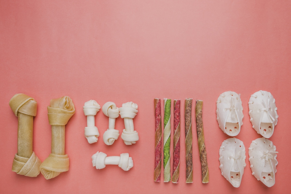 Conjunto de golosinas y snacks