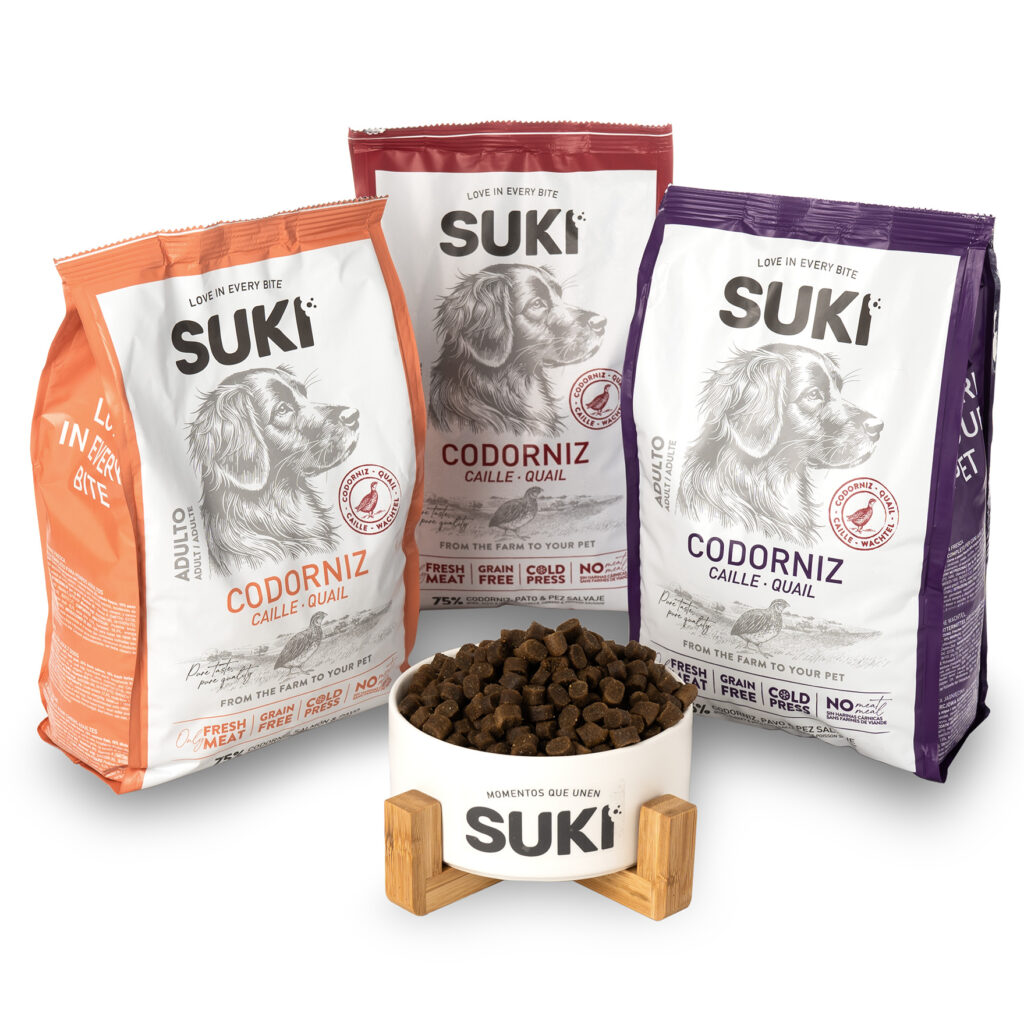 Sacos de pienso SUKI en sus tres modelos.